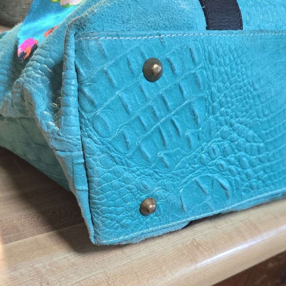 Turquoise Itailan Croc Embossed Suede Handbag with Scarf Accent - Picture 7 of 13